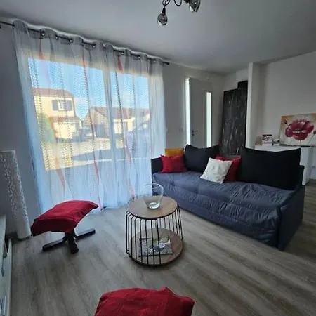 Chez Tina Jolie Maison A 12 Min Du Puy Du Fou 度假居 莱塞比耶