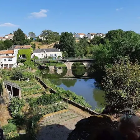 Chez Tina Jolie Maison A 12 Min Du Puy Du Fou 莱塞比耶