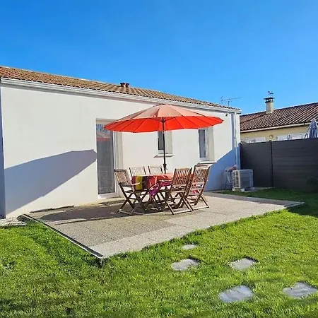 Chez Tina Jolie Maison A 12 Min Du Puy Du Fou Feriehus